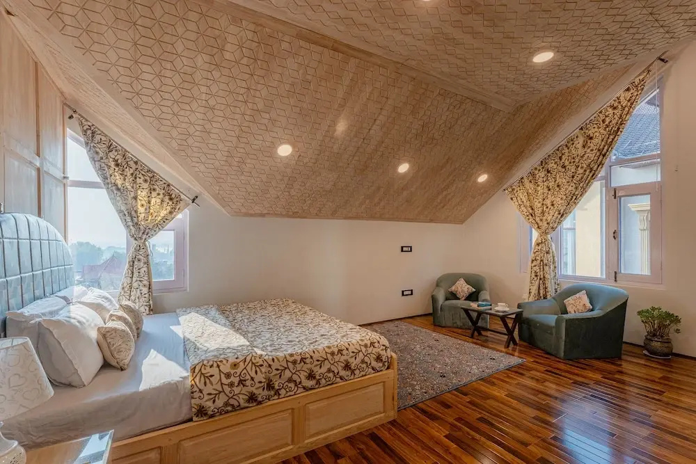 Presidential room