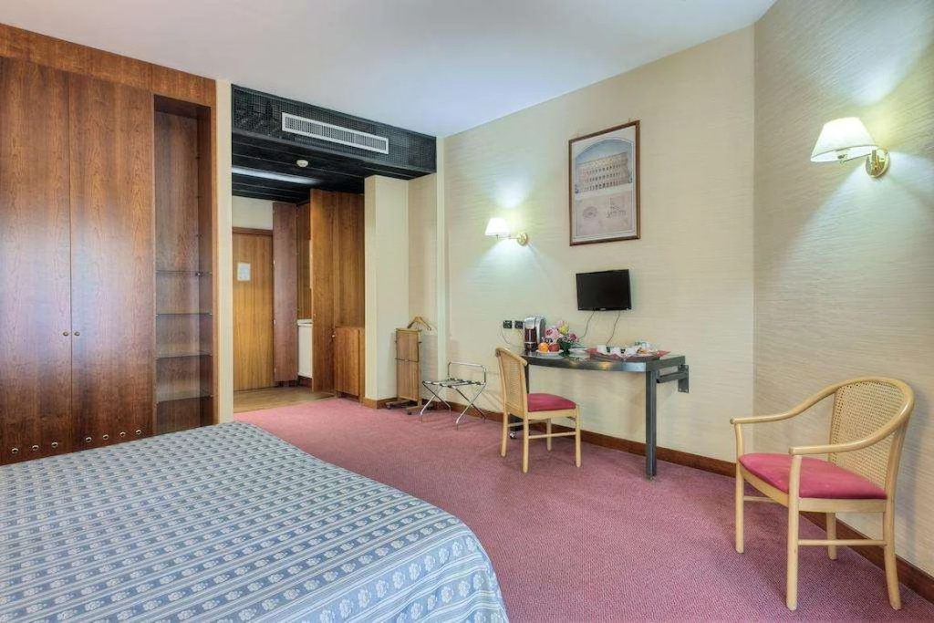 Hotel photo 23