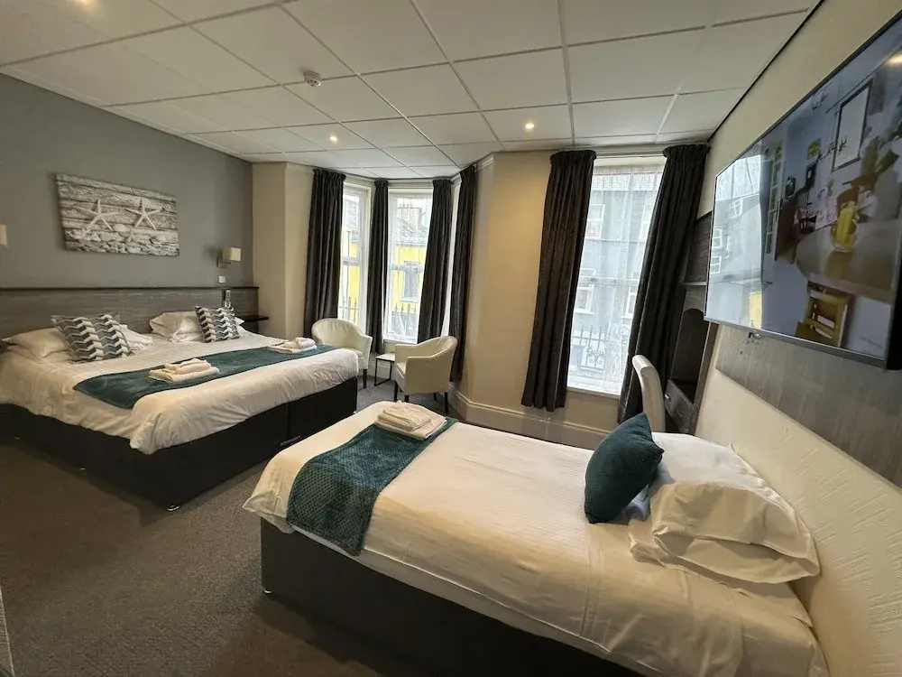 The Port Hotel - Chambres