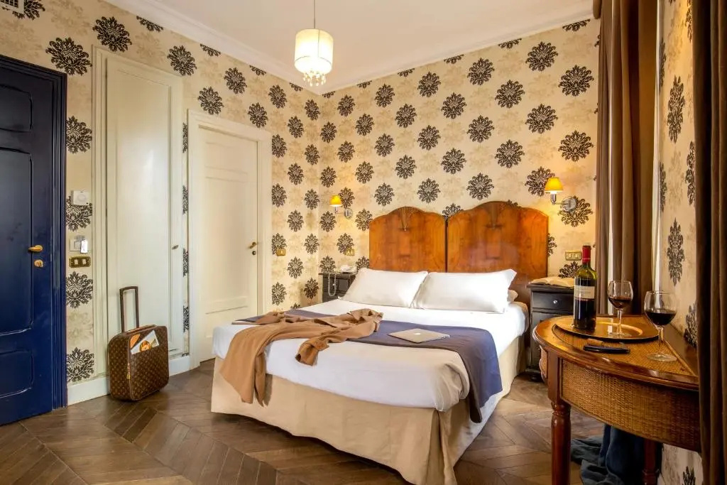 Superior Double room (full double bed)