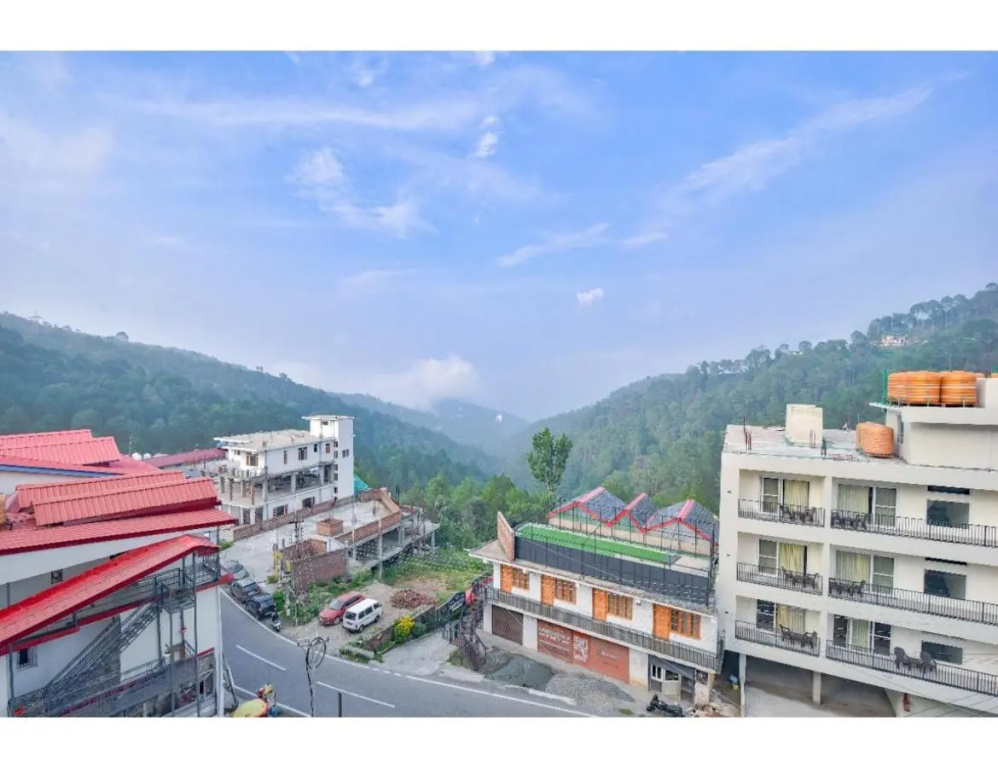 The Jade Mountain By Terraa Hotels Dalhousie