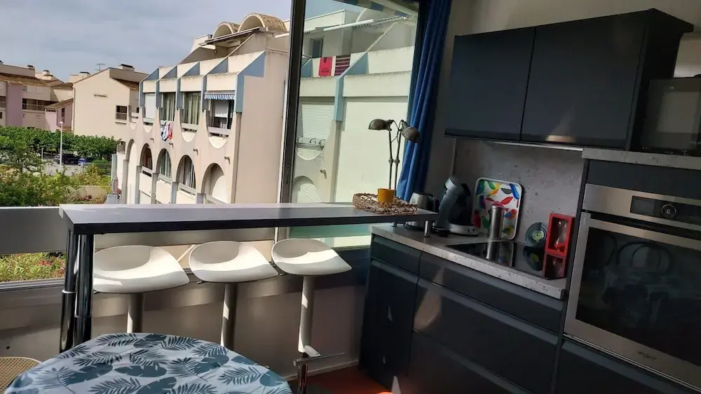 Apartment in Le Grau-du-roi With Pool