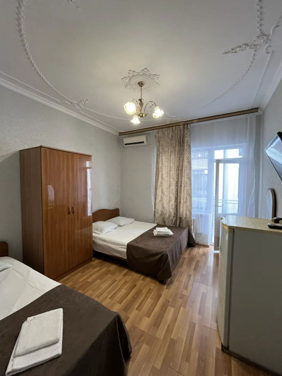 Standard Triple room with balcony