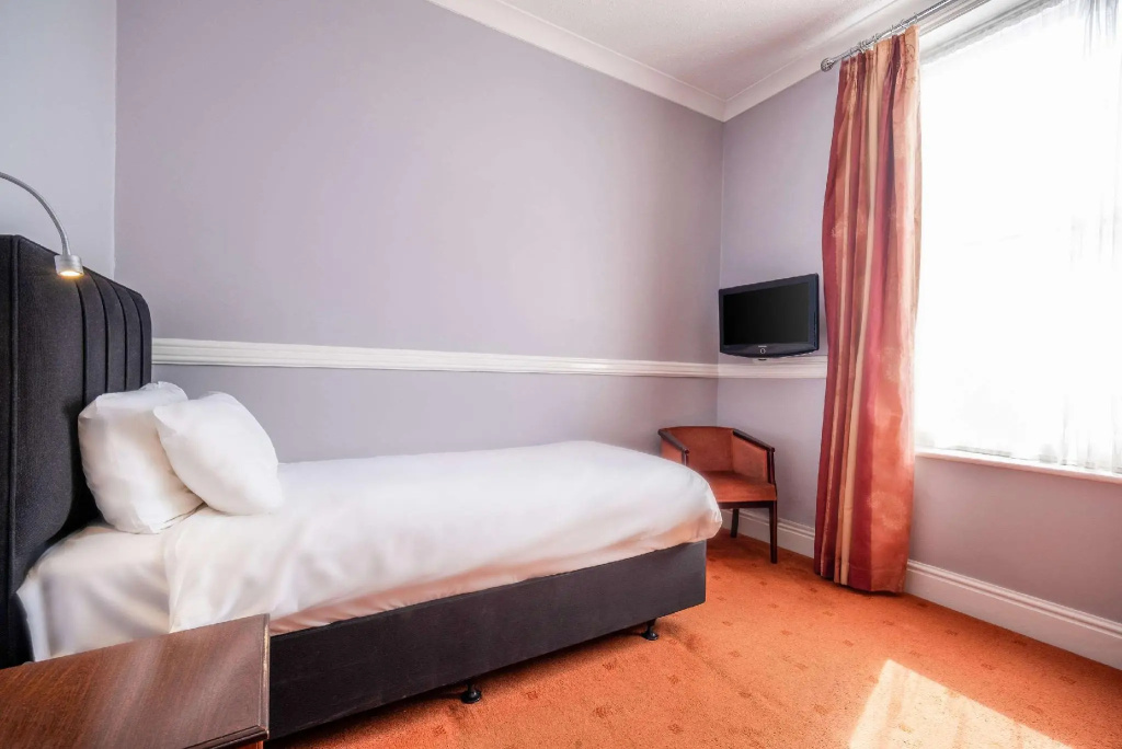 Standard Single room (single bed)