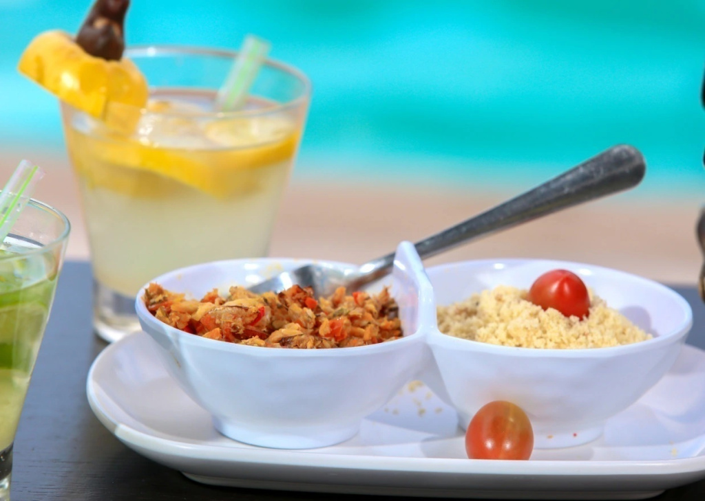 Food & Beverage