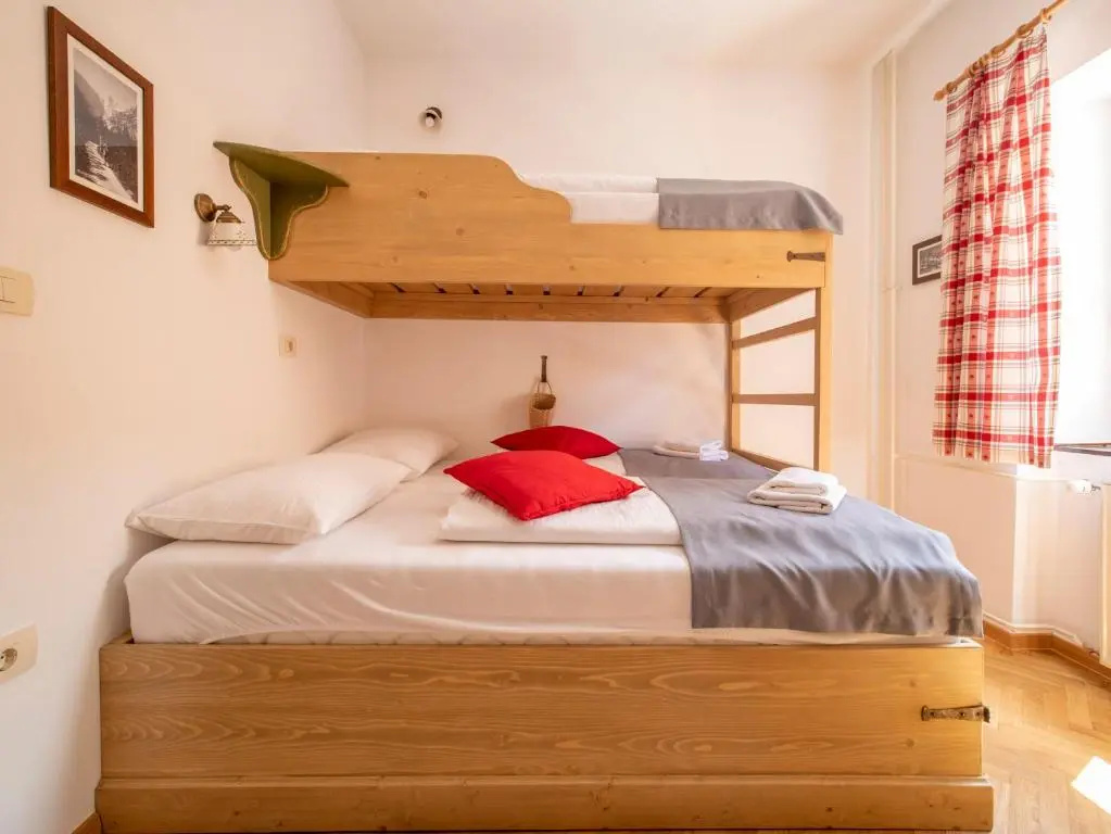 Berghi Hotel and Apartments - Chambres