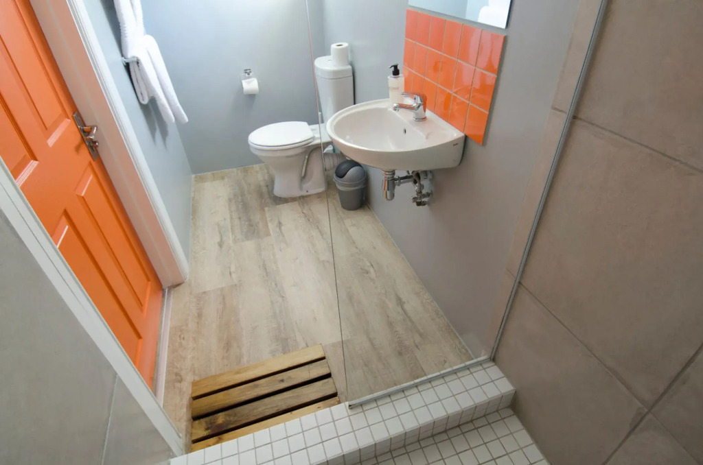 Never at Home Green Point - Hostel - фото 7