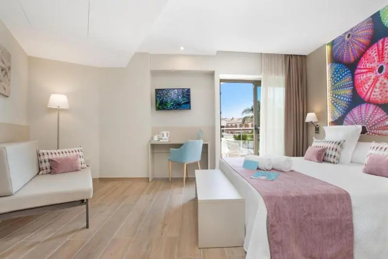 Standard Double room with balcony and with pool view (full double bed)