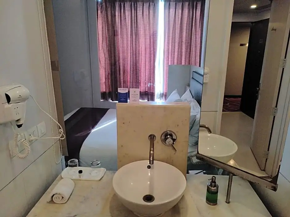 Sarovar Portico Naraina Delhi - Chambres