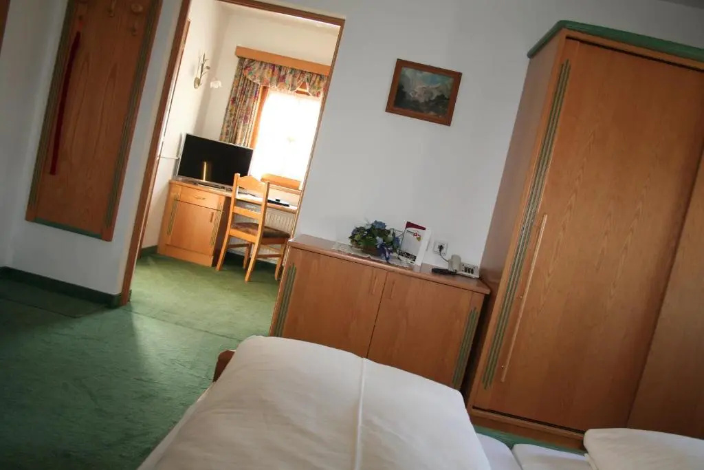 Schweizerhaus - Chambres