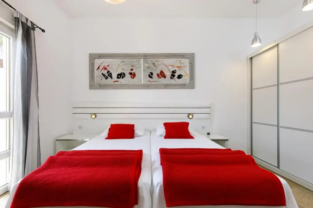 Ark Beach Hotel - Chambres