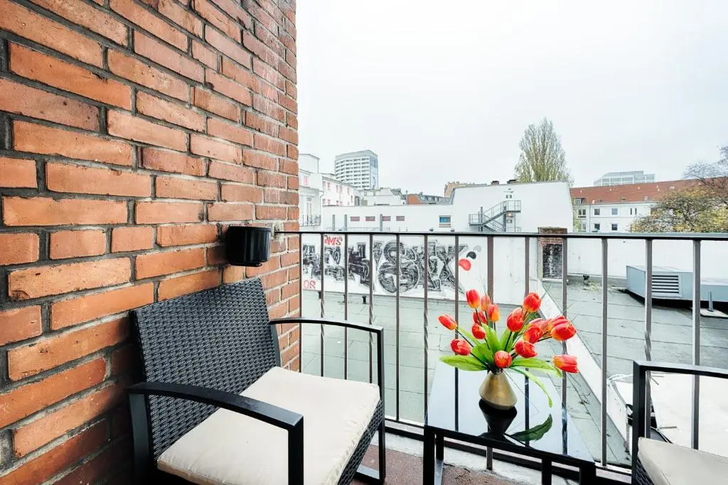 Deluxe Double room with balcony (full double bed)