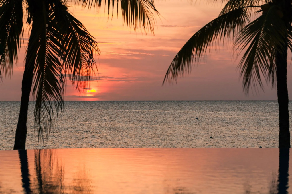 Beach & Waterfront