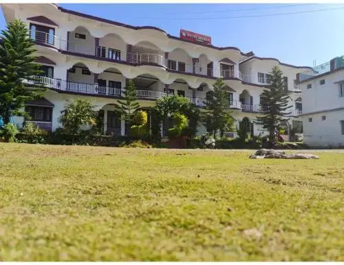 Hotel Jahnavi by OYO Rooms