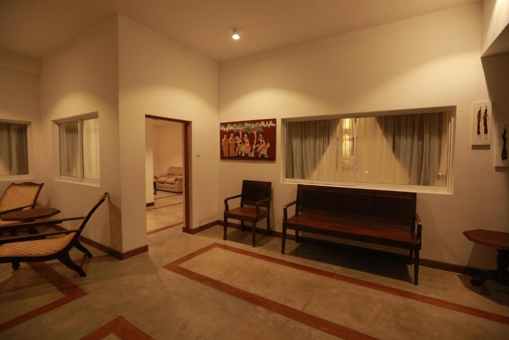 Refresh Hotel