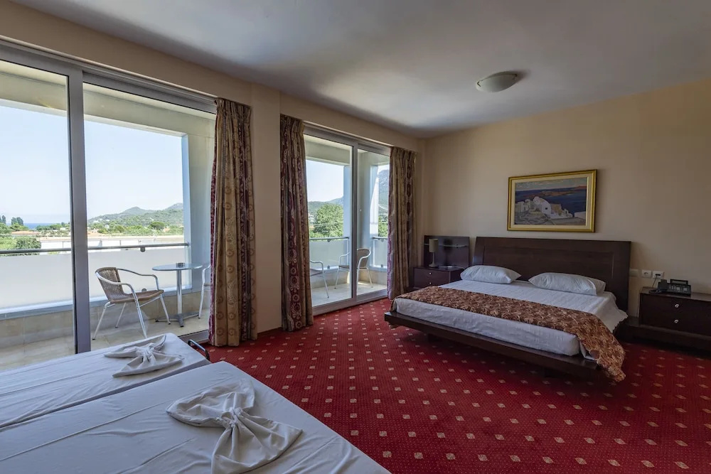 Standard Family room with balcony and with sea view