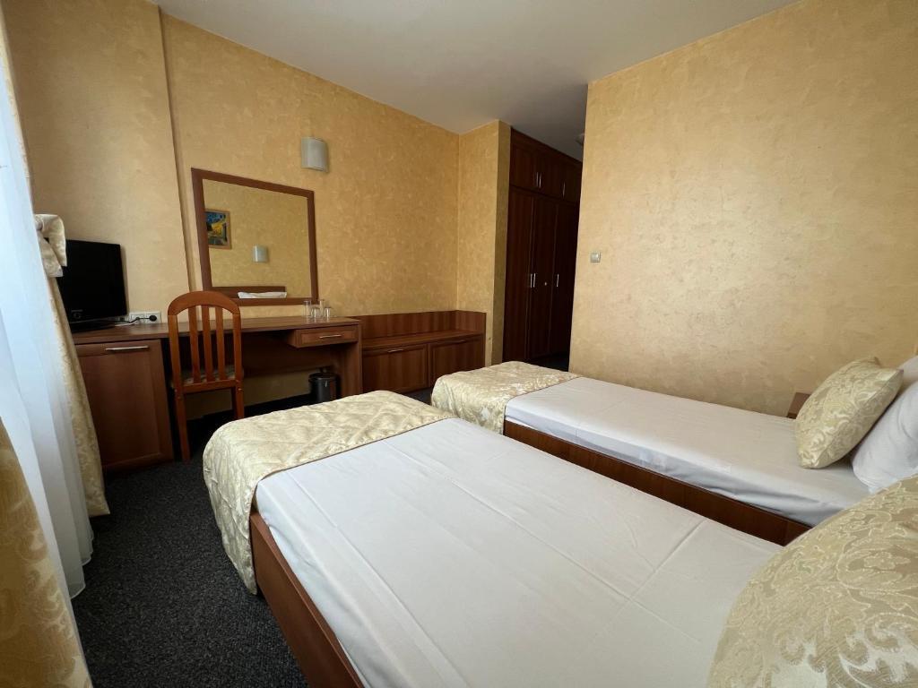 Двухместный номер Standard 2 отдельные кровати в Hotel 007