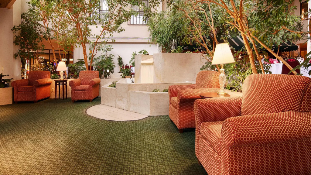 Best Western Royal Plaza Hotel & Trade Center - Général