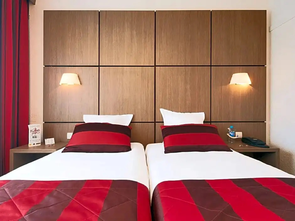 Kyriad Grenoble Centre - Chambres
