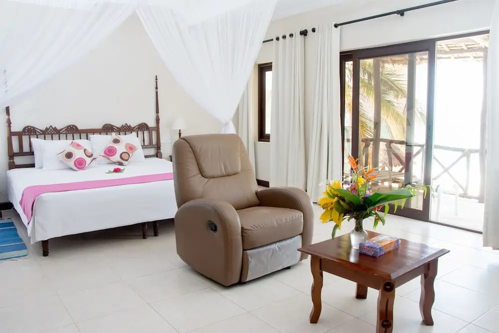 Jacaranda Indian Ocean Beach Resort - Chambres
