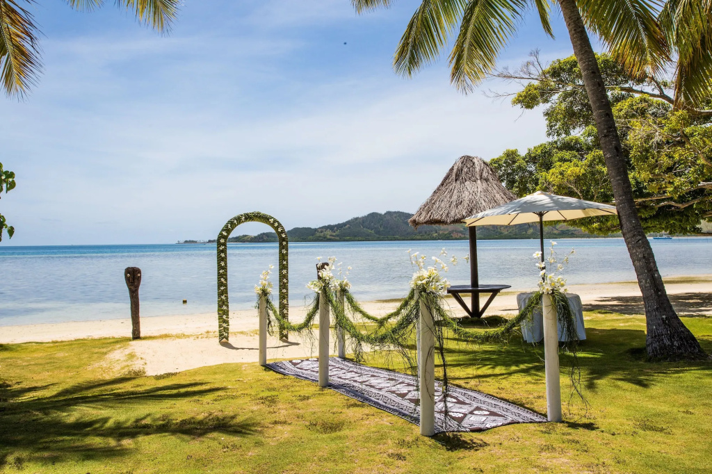 Beach & Waterfront