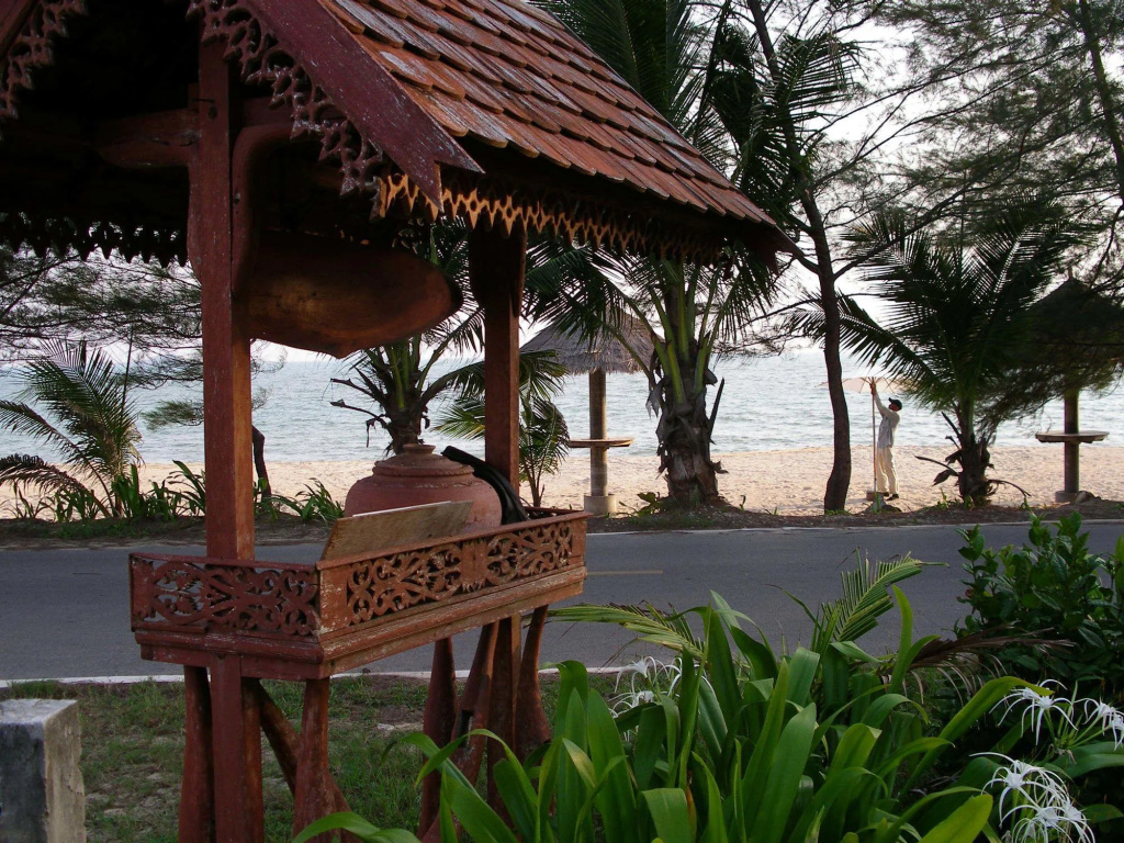 Beach & Waterfront