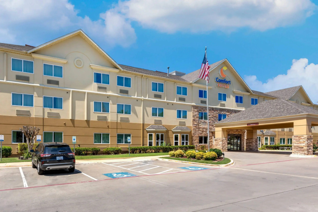 Comfort Suites North Dallas — фото