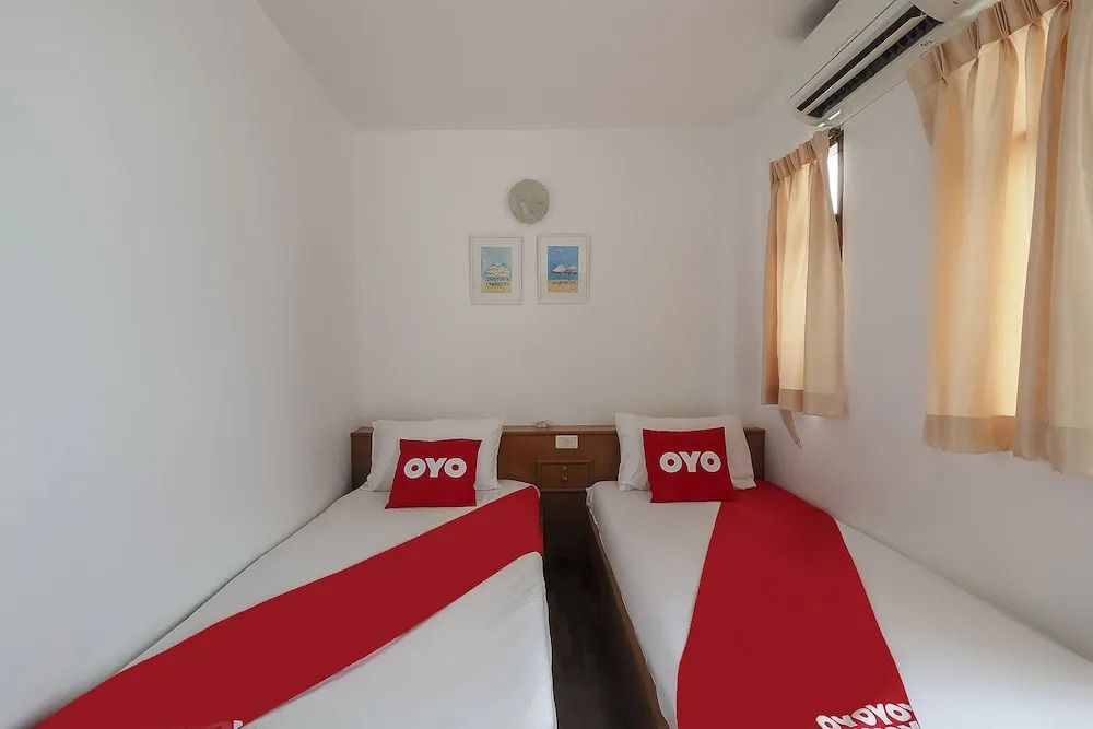 Tong Mee House by null