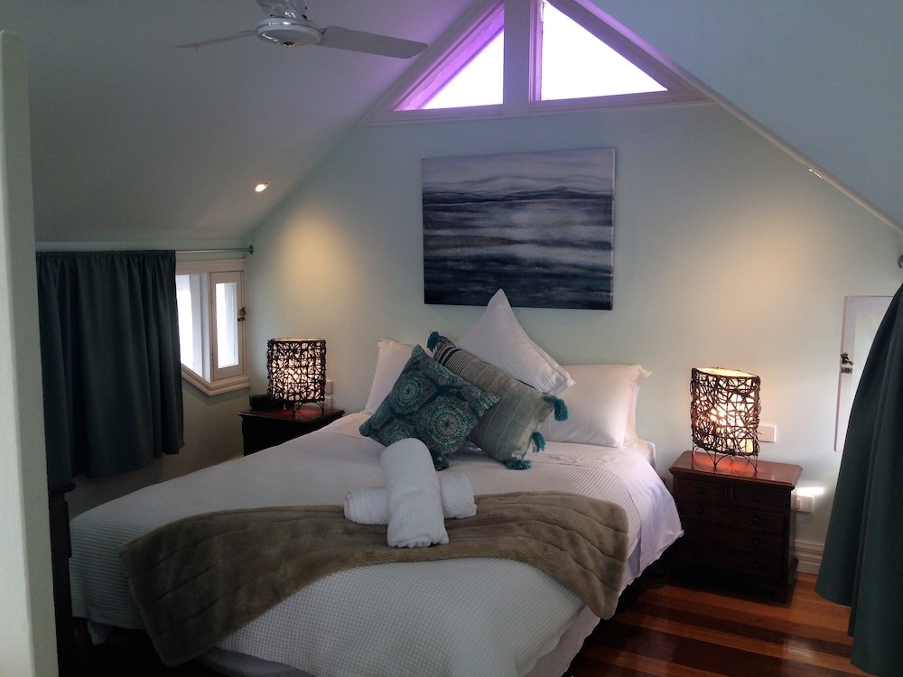 Deluxe Suite with balcony — room photo 3