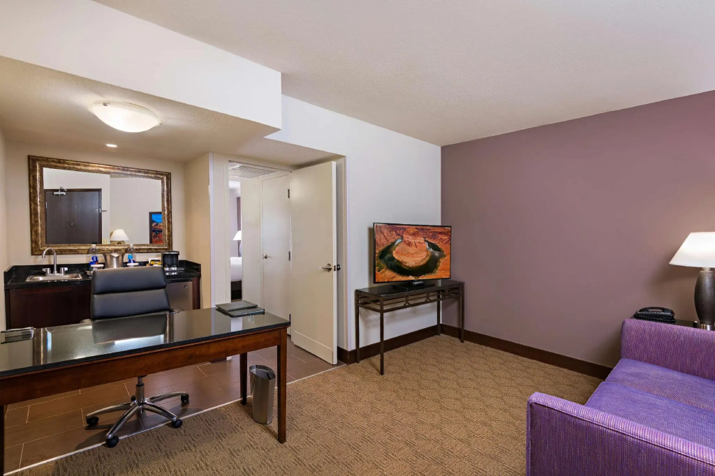 Quadruple Junior Suite