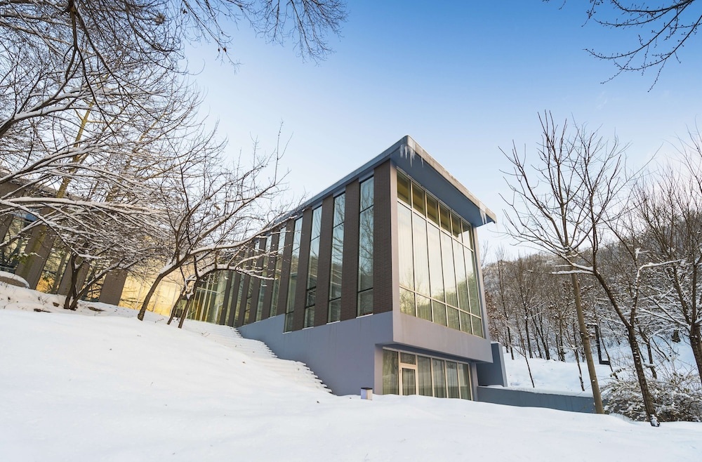 Commune by the Great Wall managed by Kempinski in Beijing