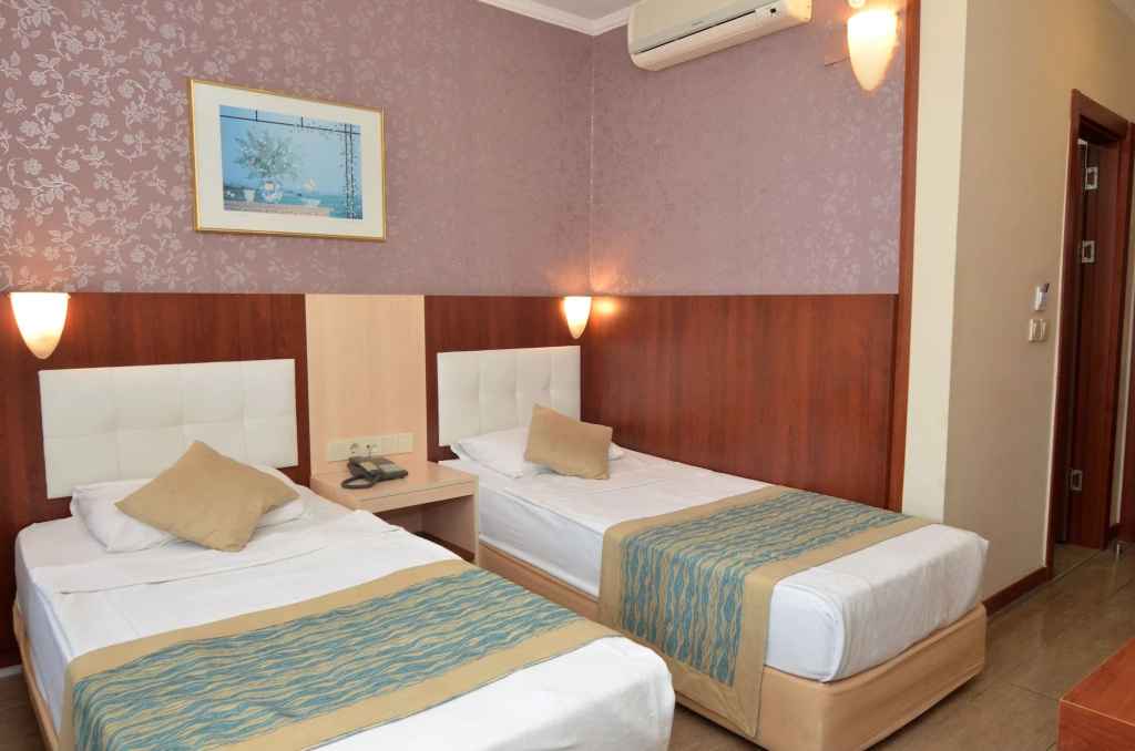 Hotel photo 7