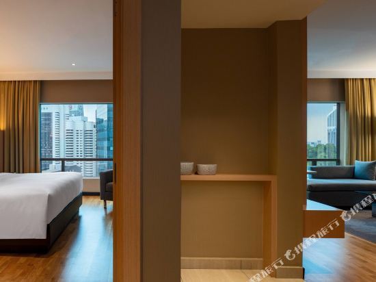 Renaissance Kuala Lumpur Hotel