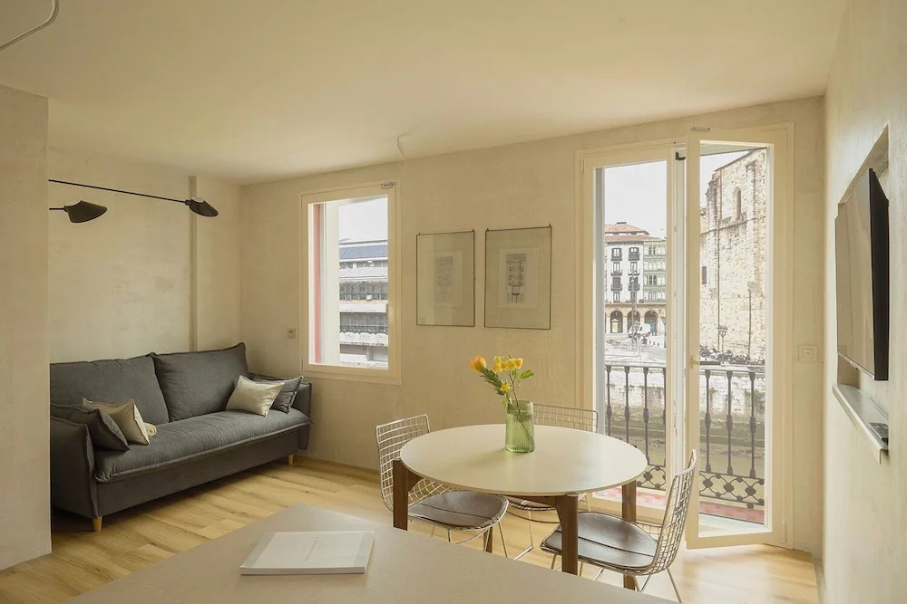 Studio with balcony and with river view