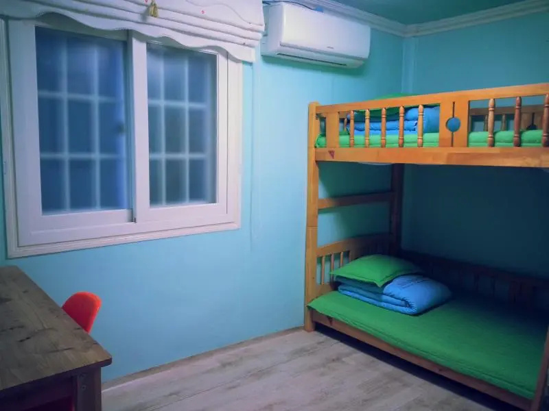 Double room (twin beds)