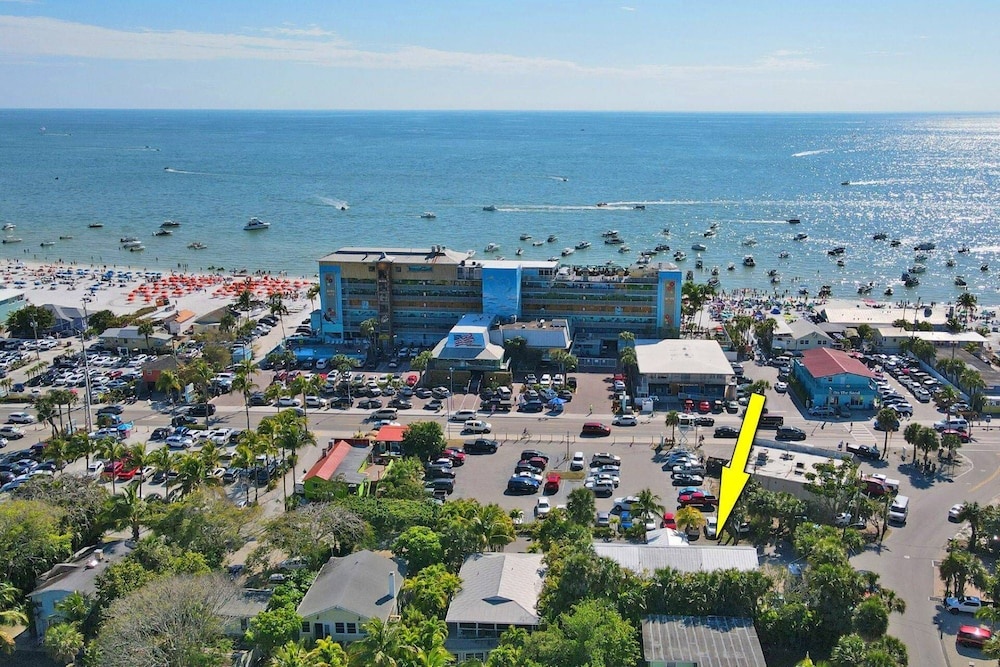 1321 Santos Rd 202