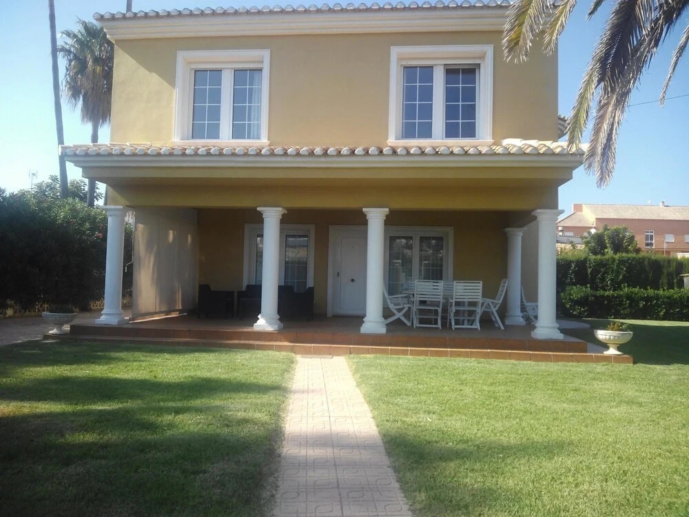 House With 3 Bedrooms in Dénia, With Wonderful sea View and Enclosed G