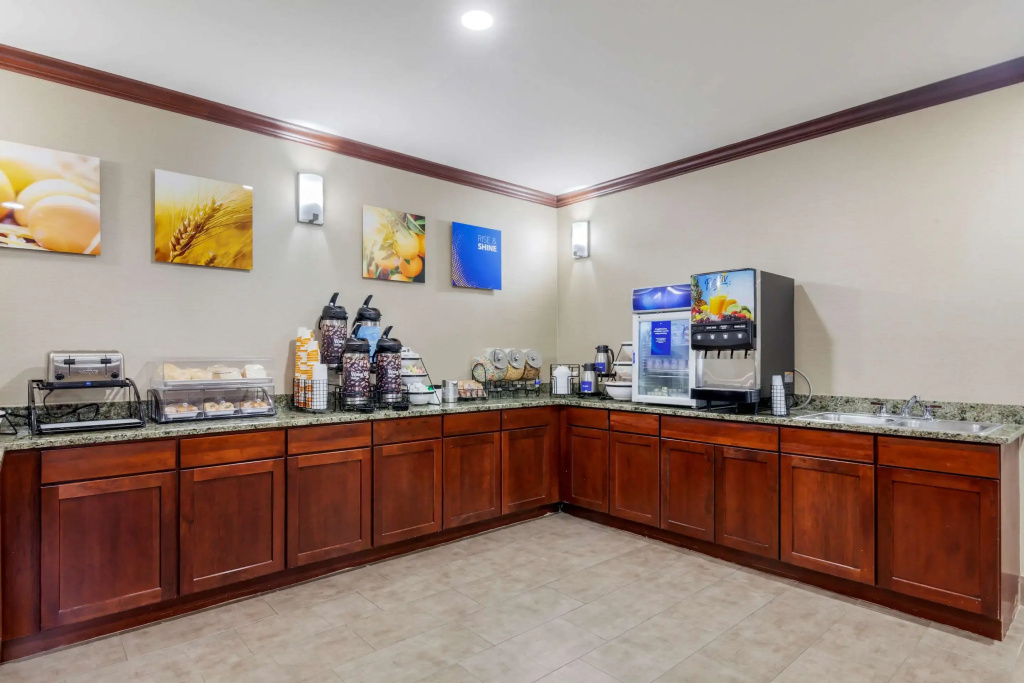 Hotel photo 32