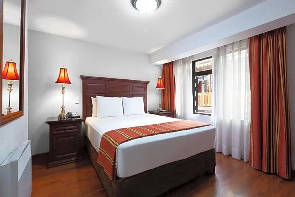 Terra Andina Colonial Mansion - Chambres