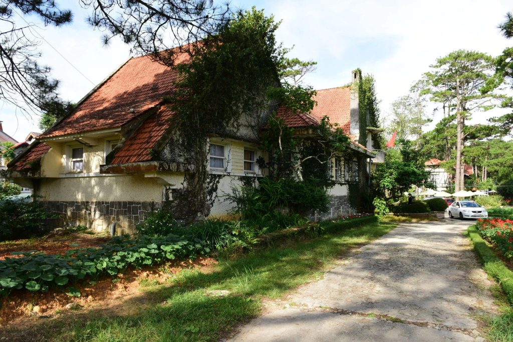 Exterior