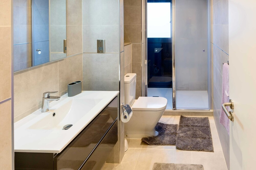 Brand New Luxury 2 Beds Apartment at The Residence-hosted by Sweetstay - фото 6