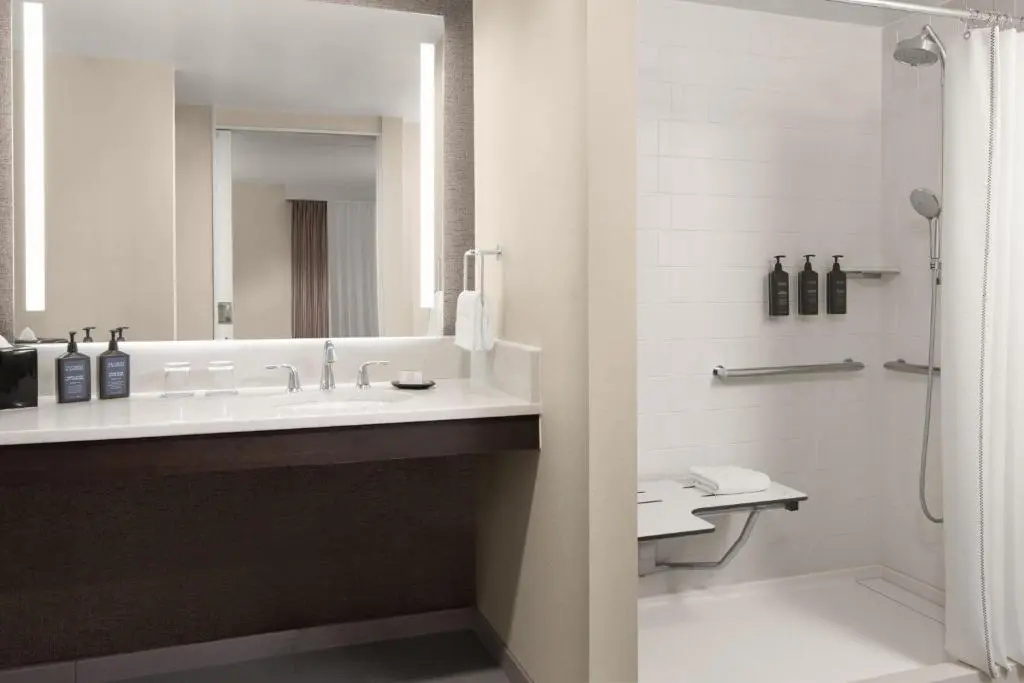 Sheraton Milwaukee Brookfield Hotel - Chambres