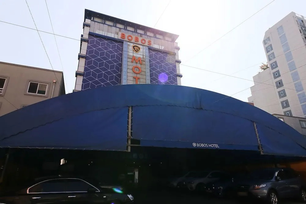 Hotel photo 1