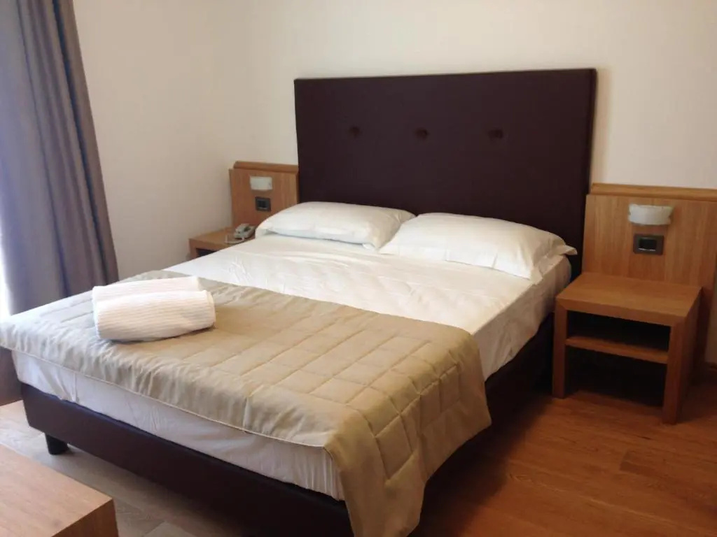 Villa Eva Hotel - Chambres