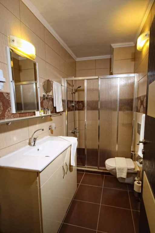 Economy room