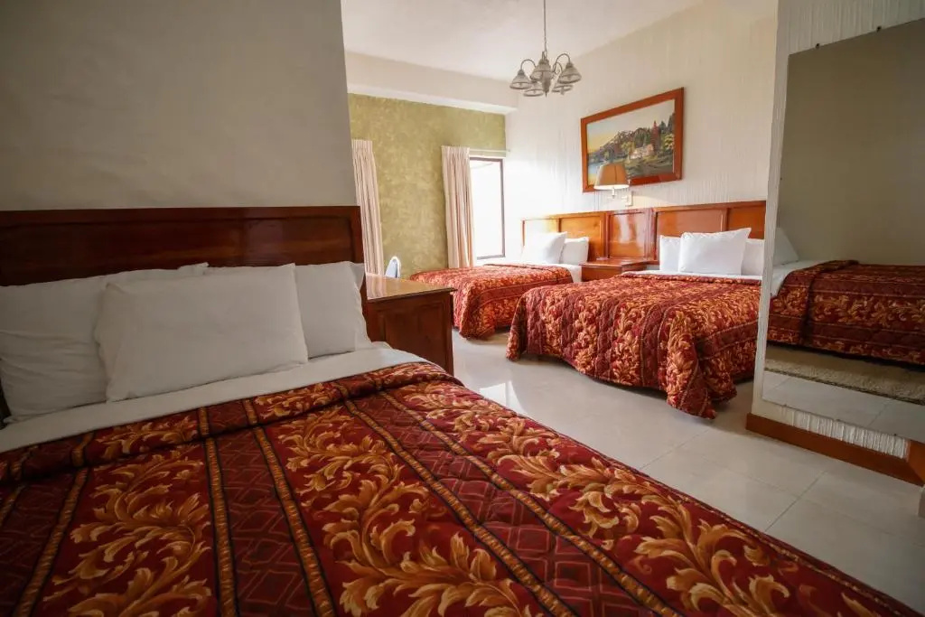 Hotel Anna Inn - Chambres
