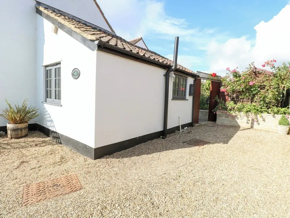 Hollyhedge Cottage