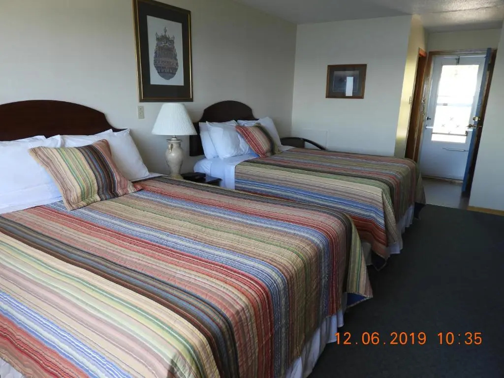 Standard Double room with sea view (full double bed)