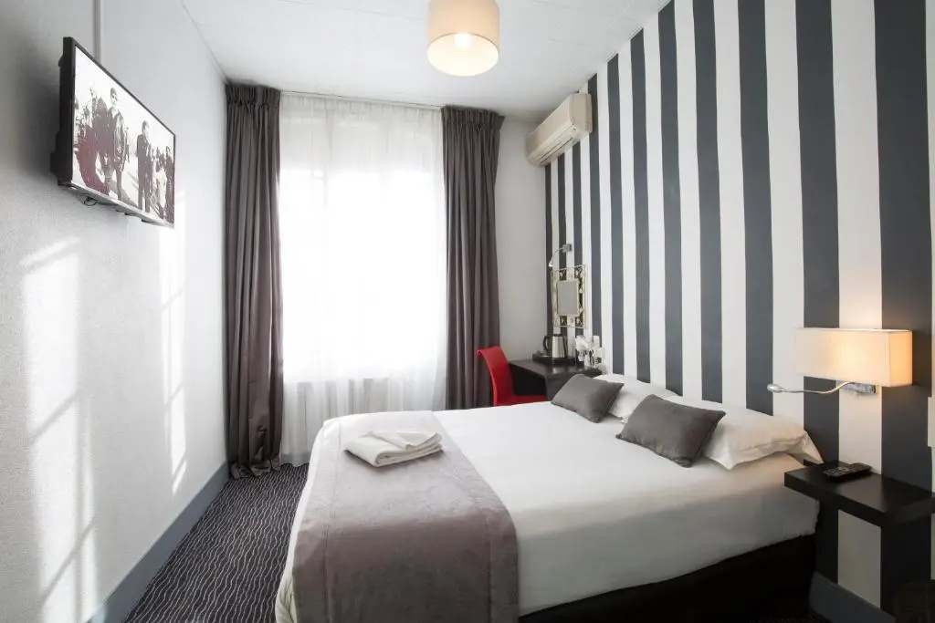 Hôtel Raymond 4 Toulouse - Chambres