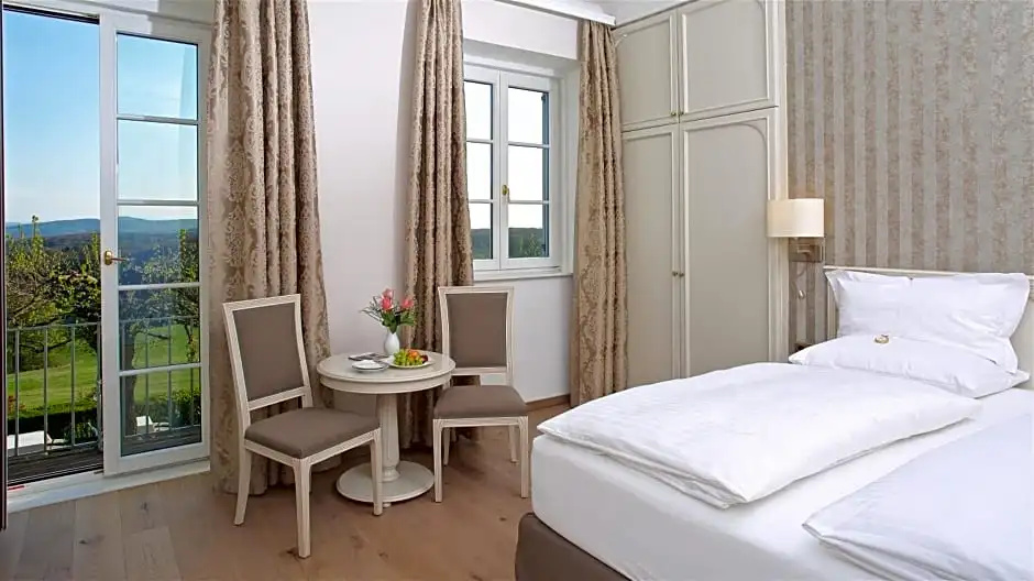 Berghotel Tulbingerkogel, The Originals Relais - Chambres